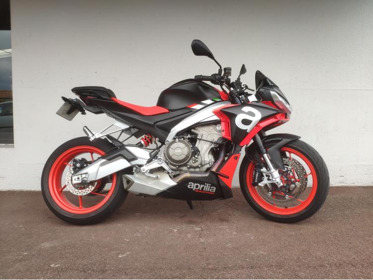 APRILIA TUONO 660