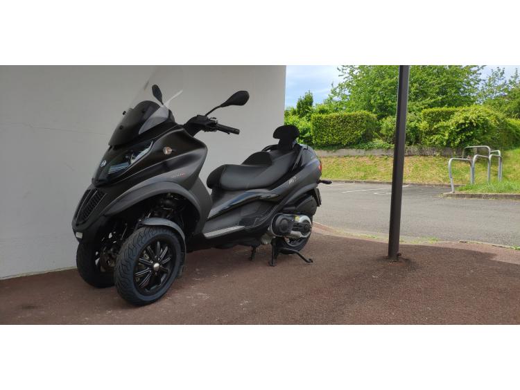 PIAGGIO MP3 500