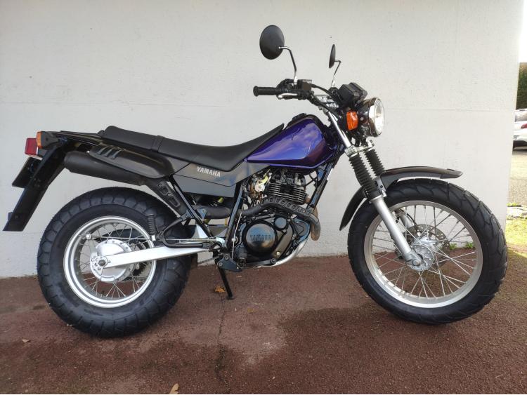 YAMAHA TW 125