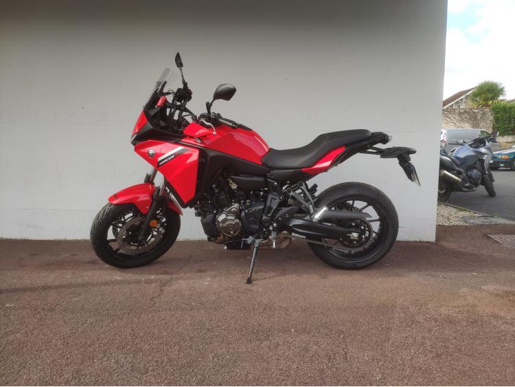 YAMAHA TRACER 7